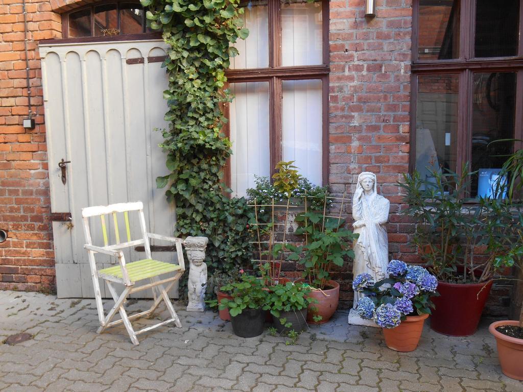 Apartment Silberne Lilie Quedlinburg Buitenkant foto